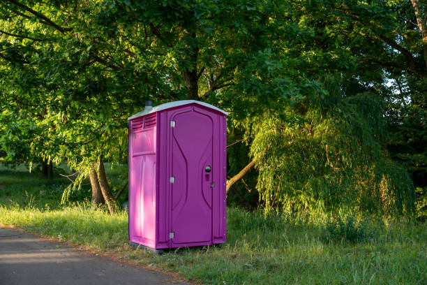 Best Portable restroom trailer rental  in Waterloo, WI