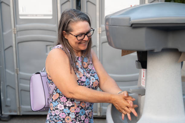 Best Porta potty delivery and setup  in Waterloo, WI